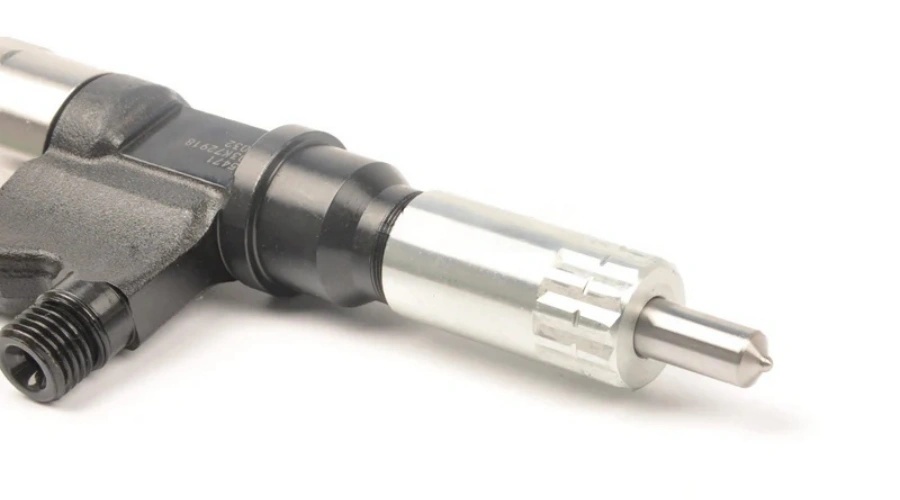 DENSO Common Rail Fuel Injector 095000-8900