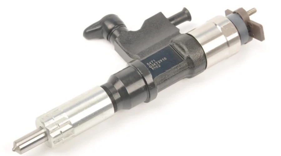 DENSO Common Rail Fuel Injector 095000-8900