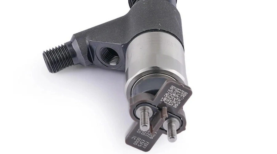 DENSO Common Rail Fuel Injector 095000-6320