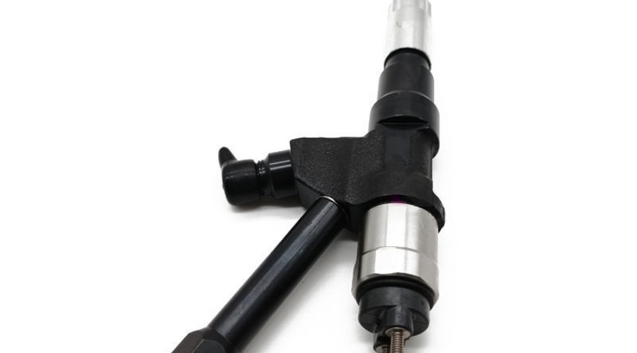 DENSO Common Rail Fuel Injector 095000-5215