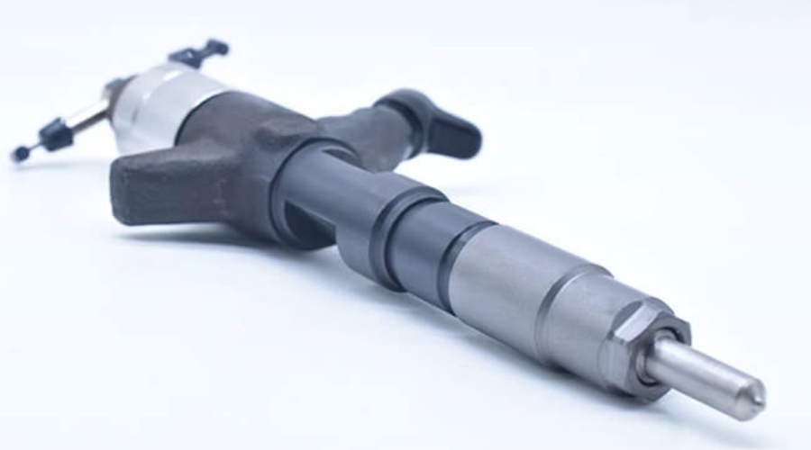 Common Rail Fuel Injector 095000-8310