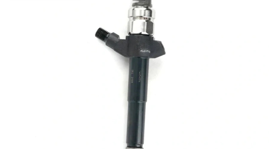 Common Rail Fuel Injector 095000-811#