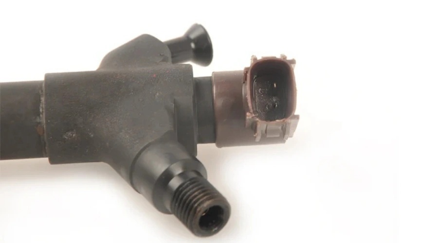 DENSO Common Rail Fuel Injector 295900-0220