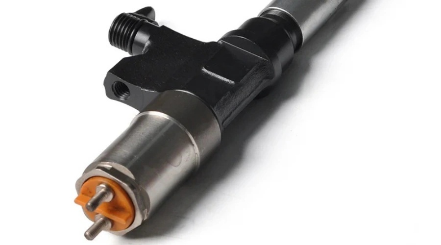 DENSO Common Rail Fuel Injector 095000-0165