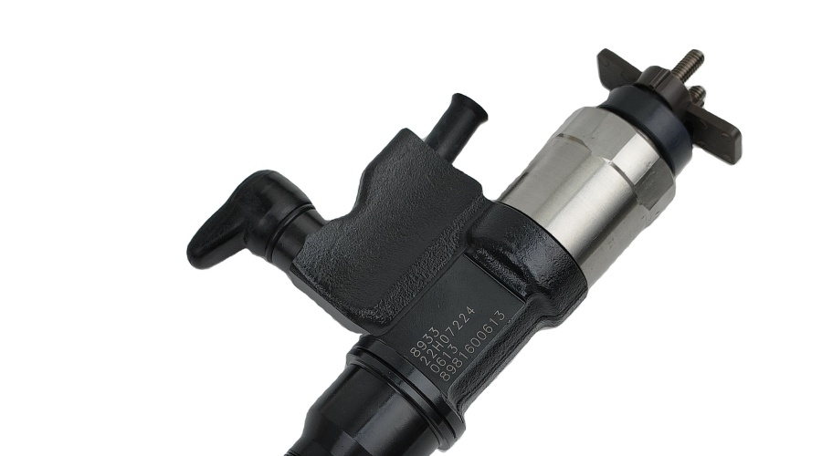 DENSO Common Rail Diesel Fuel Injector 295050-2260