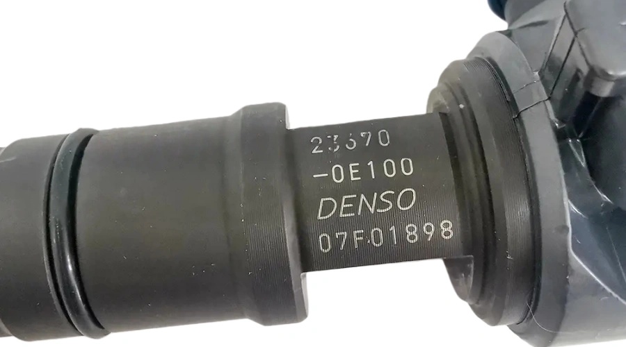DENSO Common Rail Fuel Injector 23670-0E100
