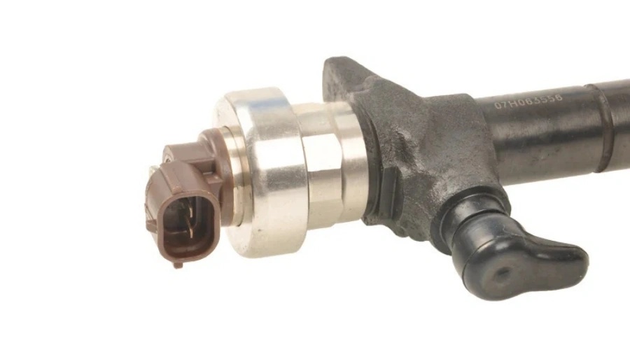 DENSO Common Rail Fuel Injector 98011604