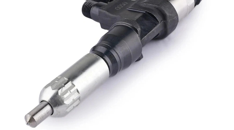 DENSO Common Rail Fuel Injector 095000-6353