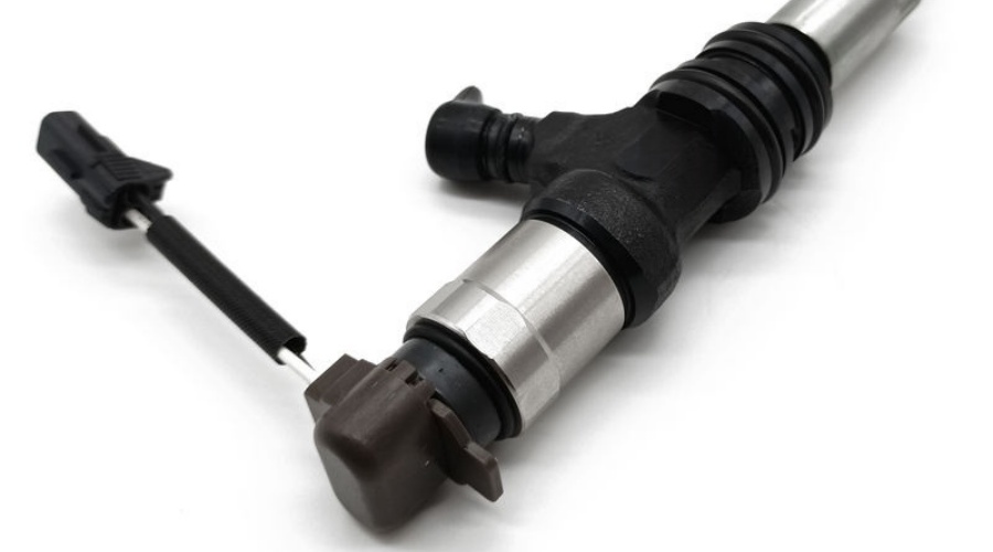 Denso Common Rail Diesel Fuel Injector 095000-8890