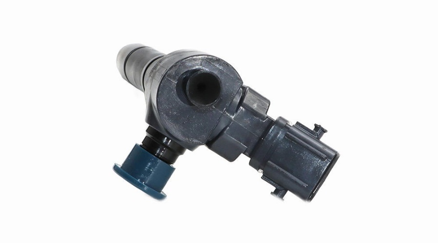 DENSO Common Rail Fuel Injector 23670-0E100