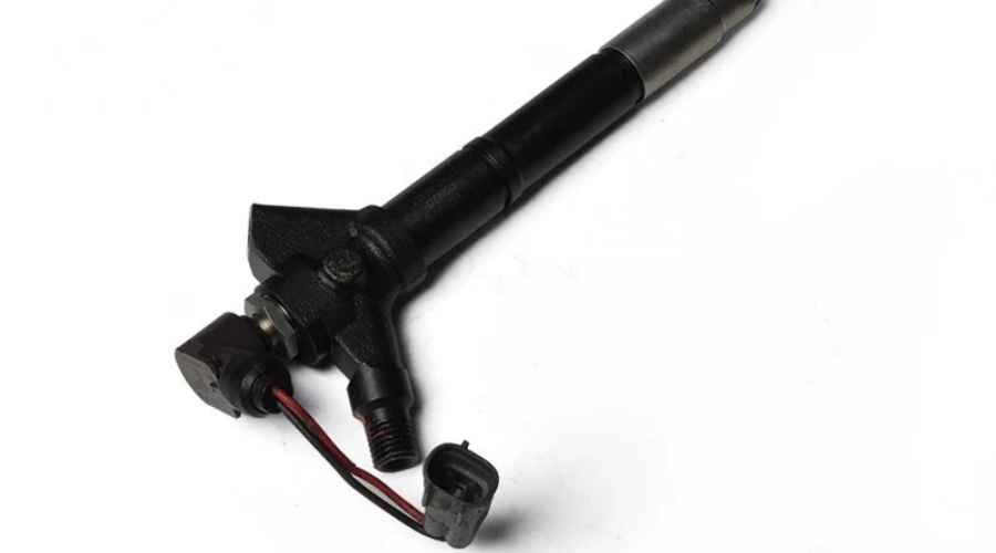 DENSO Common Rail Fuel Injector 23670-26001