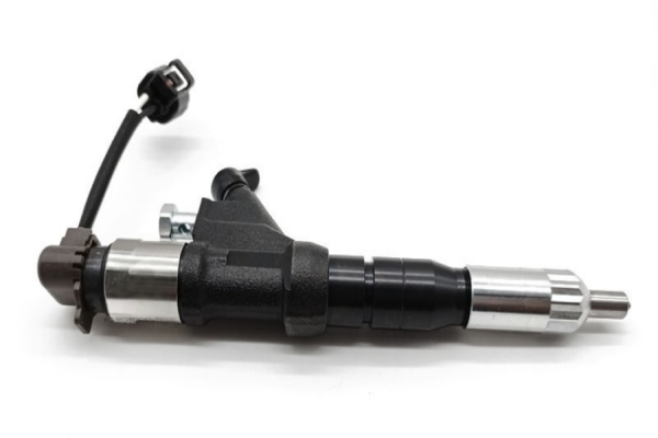 Common Rail Fuel Injector 095000-5226 for Hino 258LP & Lancia 500L